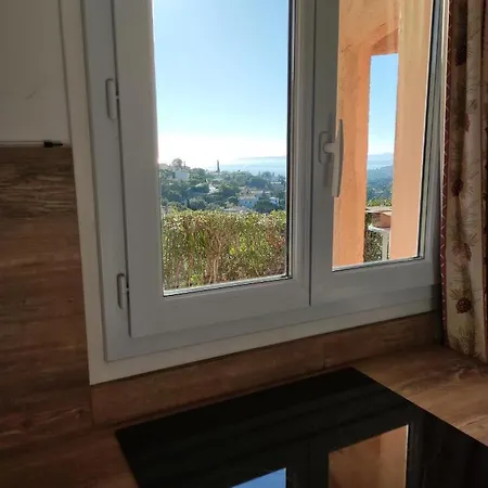 Apartment Appart Lucie Vue Mer La Corniche Les Issambres *